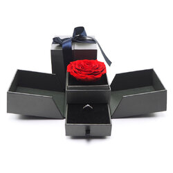 กล่องกุหลาบ กล่องใส่แหวน ในกล่องหนังสุดพรีเมี่ยม