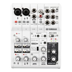 Yamaha AG06 6-channel mixer with USB audio interface เครื่องผสมสัญญาณเสียง