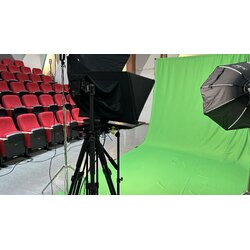 🎤 มั่นใจทุกคำพูด! ขอบคุณ "บริษัท สุดสุดดีไซน์ จำกัด" เลือกใช้ StudioPrompter 20" พร้อมทีมงานควบคุมบทพูด ณ บริษัท Synnex!