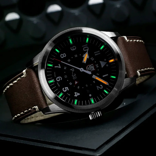 นาฬิกา Luminox P-38 LIGHTNING 9520 SERIES รุ่น XA.9521 สีน้ำตาล