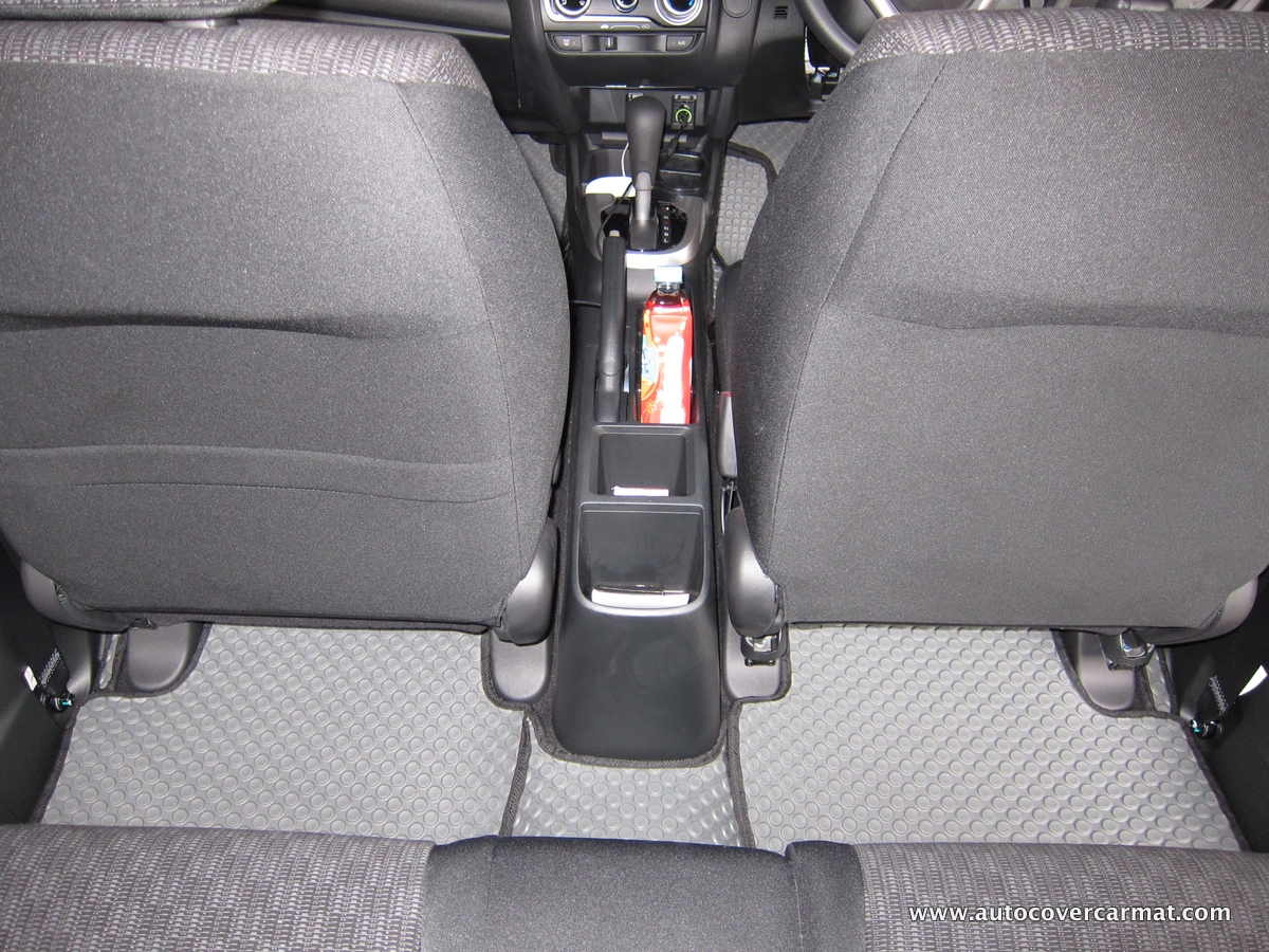 พรมปูพื้นรถยนต์ พรมกระดุม รถ HONDA JAZZ (GK) ปี 2014-2021 ชุดภายในห้องโดยสาร จำนวน 12 ชิ้น