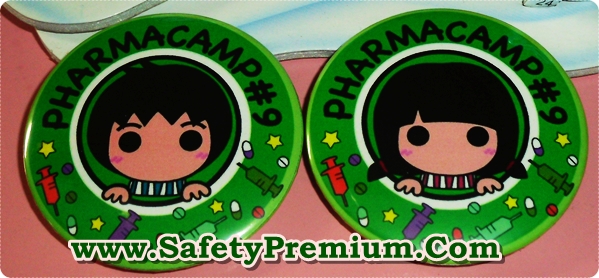 ตัวอย่างเข็มกลัดสั่งทำ Pharmacamp#9 จาก ม.จุฬาฯ1