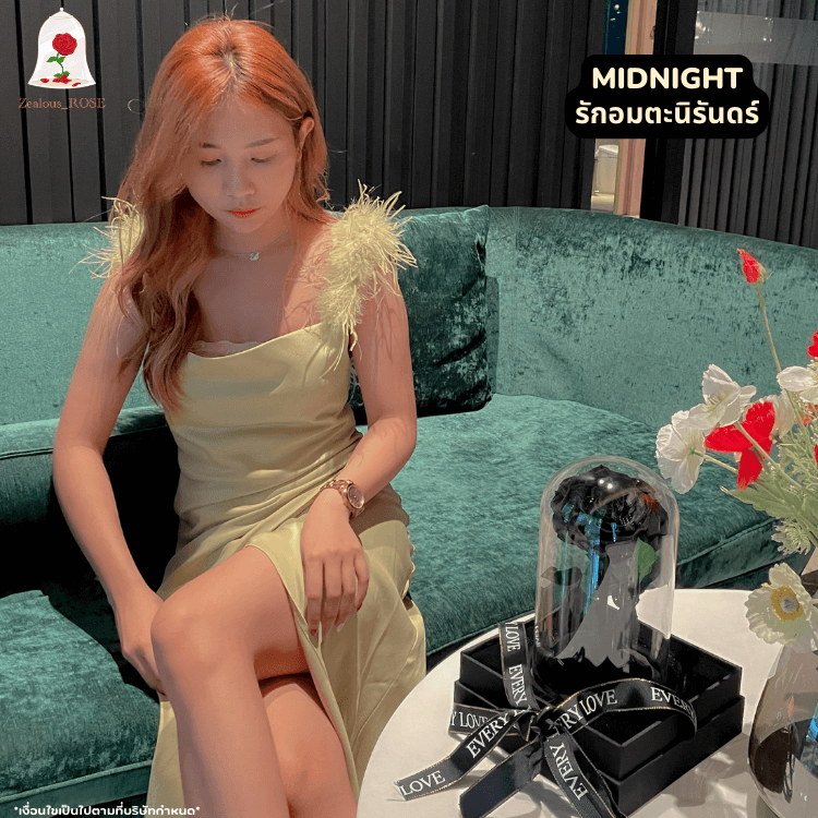 กุหลาบสดในโหลแก้ว 3 ขนาด Size S, M, L พร้อมกล่องสุด Premium