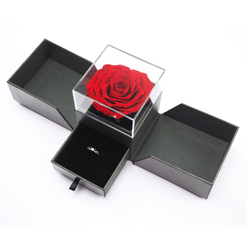 กล่องกุหลาบ กล่องใส่แหวน ในกล่องหนังสุดพรีเมี่ยม