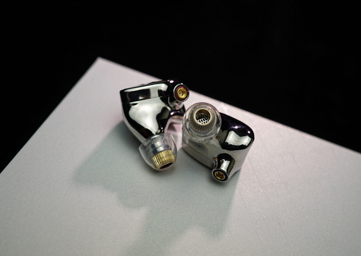 BGVP B11 จุกหูฟังซิลิโคนเหลวพร้อมท่อนำเสียงทองแดงในตัว เพิ่มความชัดเจนของเสียง 1 ชุด 1 คู่