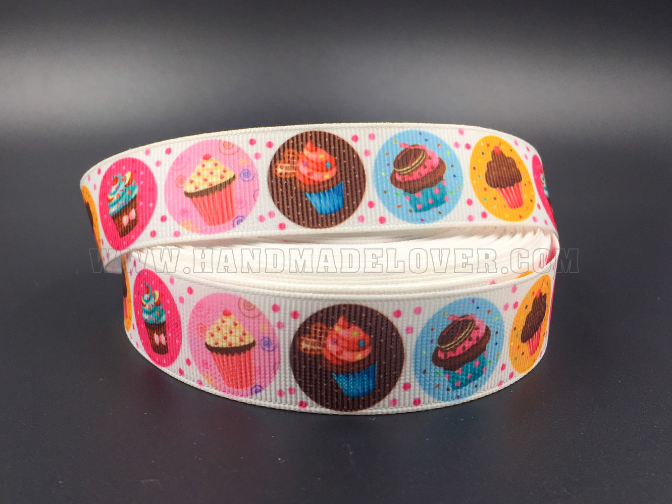 ริบบิ้นผ้า กรอสเกรน พิมพิ์ลาย Cup Cake ขนาด 22 mm.