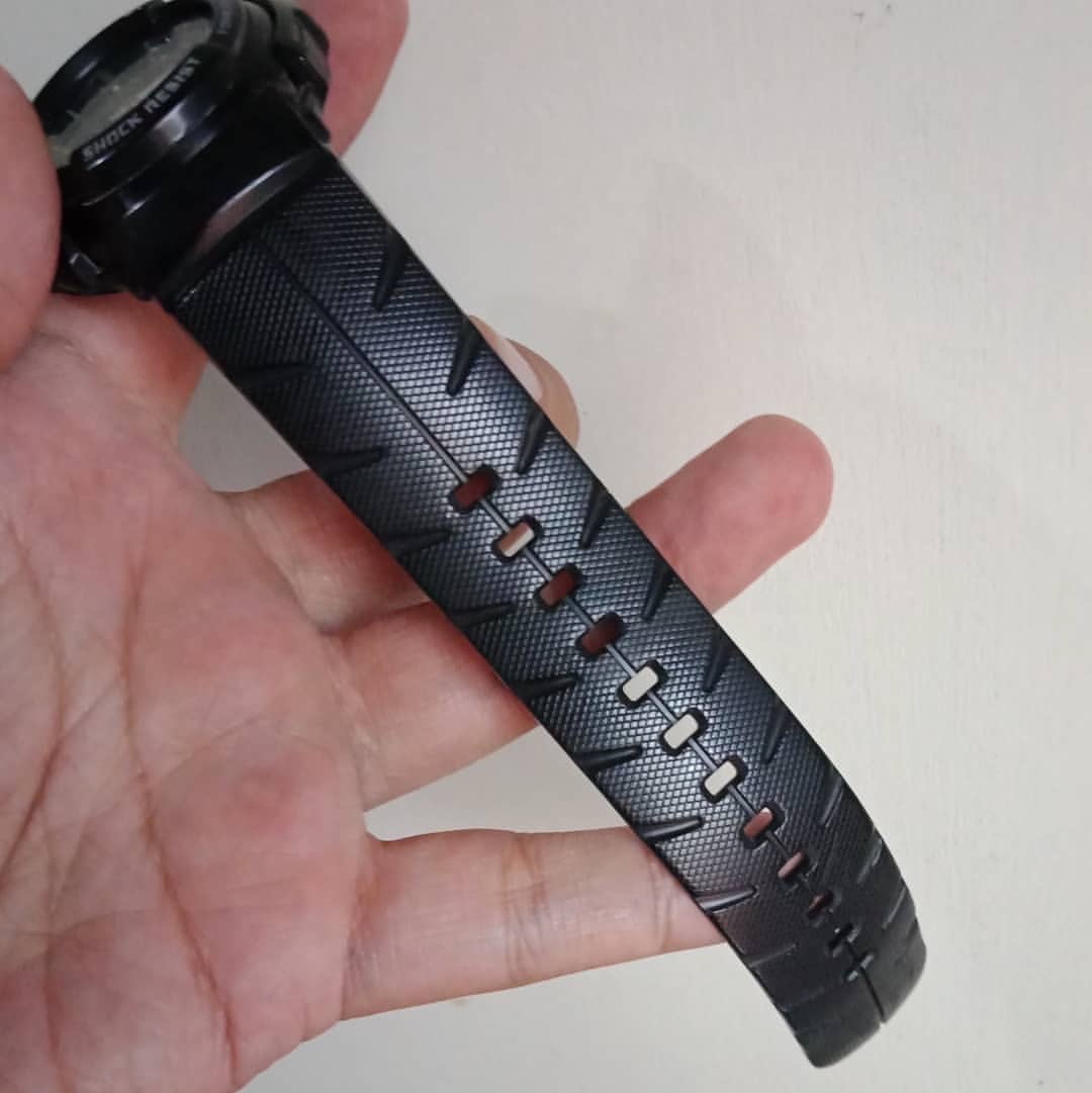 นาฬิกา คาสิโอ Casio G-Shock Standard Analog-Digital รุ่น G-301B-1A "G-Spike BLACK OUT" หายาก