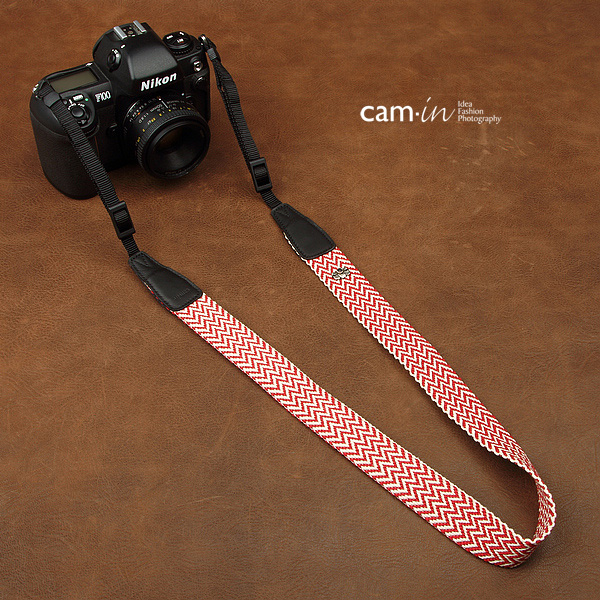 สายคล้องกล้องเก๋ๆ สายกล้องคล้องคอ cam-in Red Alert