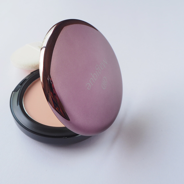 แป้งเมจิกแพลตตินัมผสมคอลลเจนและวิตามินบำรุงผิว ตลับรีฟิลขนาด 14 กรัม ไม่มีกระจก