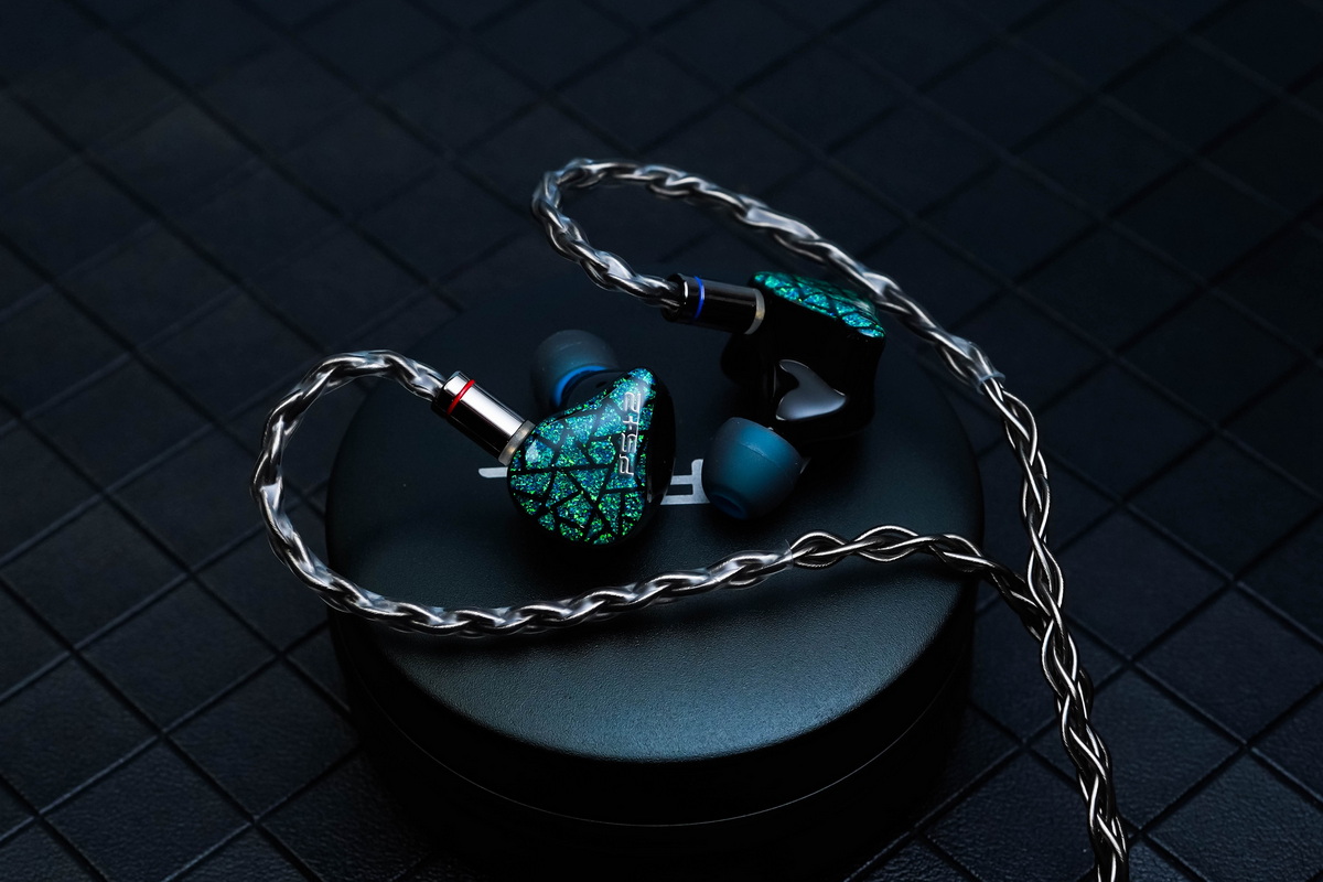 AFUL Performer 5+2 หูฟัง IEMs 7 ไดรเวอร์ 2DD+4BA+1Planar สายชุบเงินถัก8 ประกันศูนย์ไทย