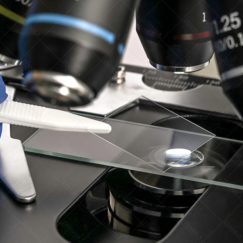 กระจกปิดสไลด์ Microscope 18x18 mm square (1 กล่อง)