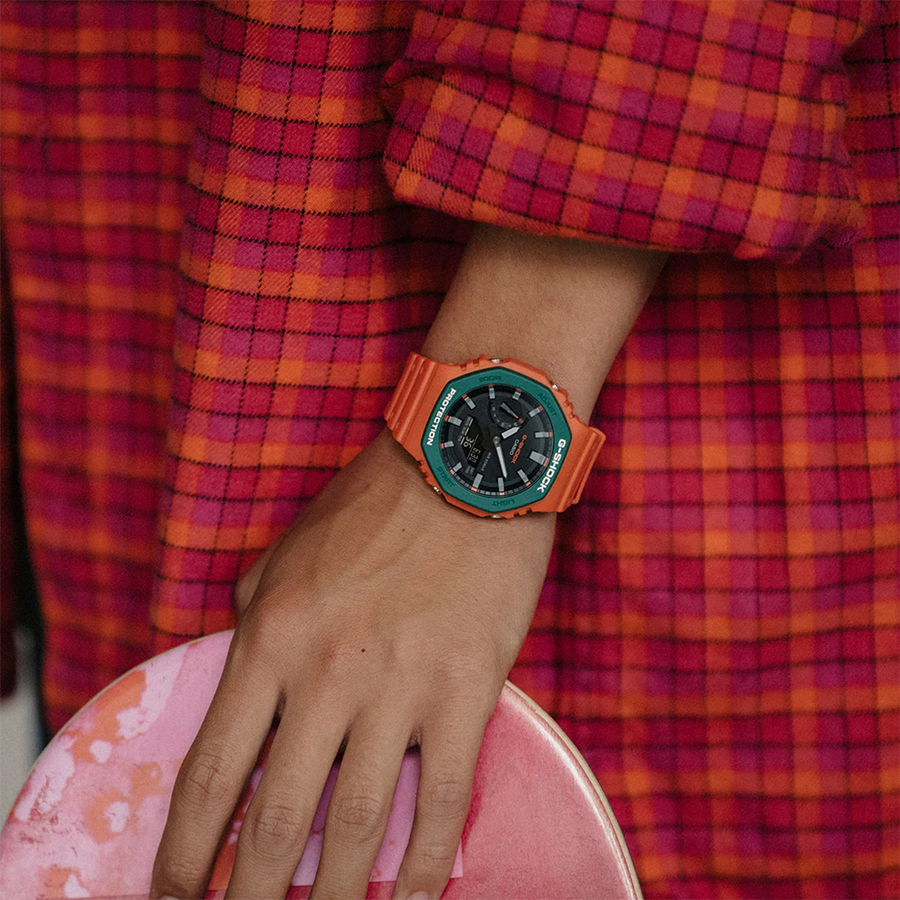 นาฬิกา Casio G-SHOCK Special Color Spirited Color series รุ่น GA-2110SC-4A ของแท้ รับประกัน1ปี