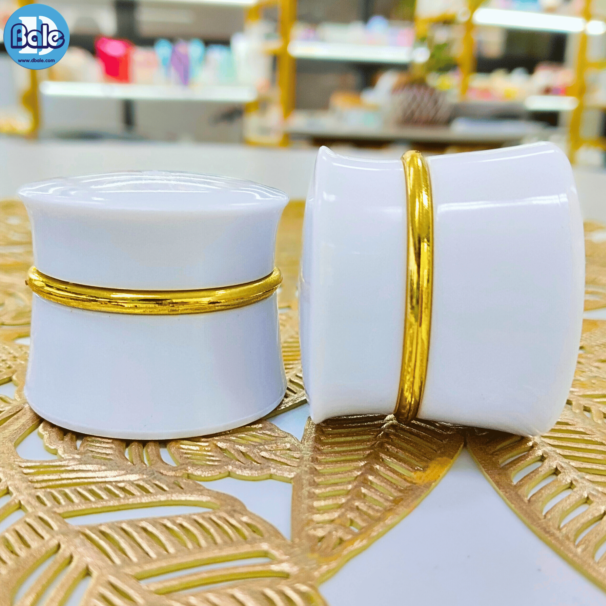k0123 5g. กระปุกเอวคอดขาวคาดทอง