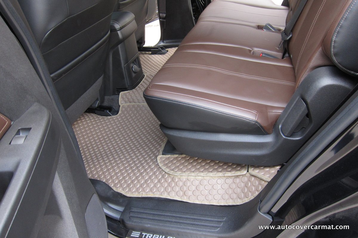 พรมกระดุม Super Save รถ CHEVROLET TRAILBLAZER ชุดปูเต็มคัน+แผ่นท้าย+หลังพนักพิง จำนวน 14 ชิ้น