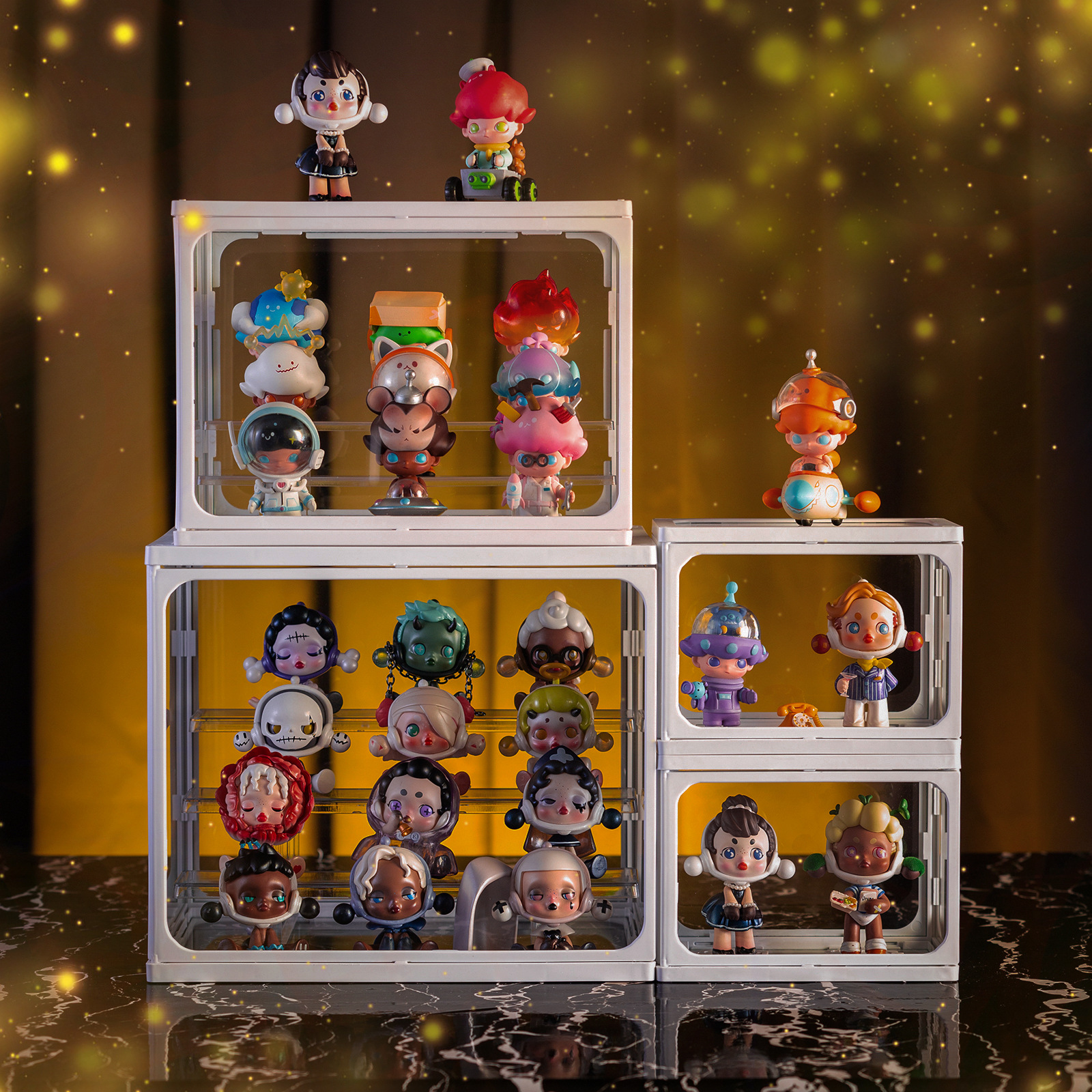 ชั้นวางโมเดล กล่องเหลี่ยม ขอบขาว พร้อมไฟ