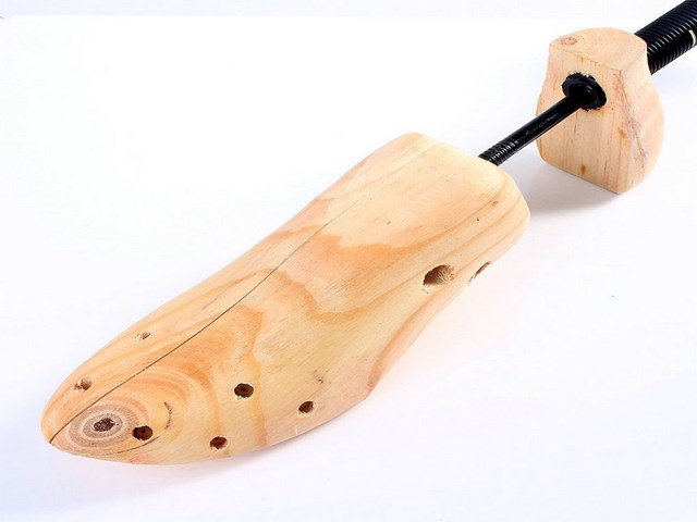 ที่ ดัน ทรง รองเท้า (รักษา ทรง รองเท้า) 1 คู่ (x 2 ชิ้น)