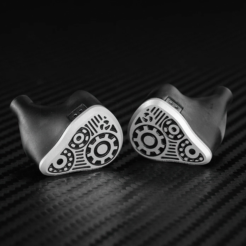 Binary Dynaquattro หูฟัง IEMs 4 ไดรเวอร์ Dynamic ประกันศูนย์ไทย