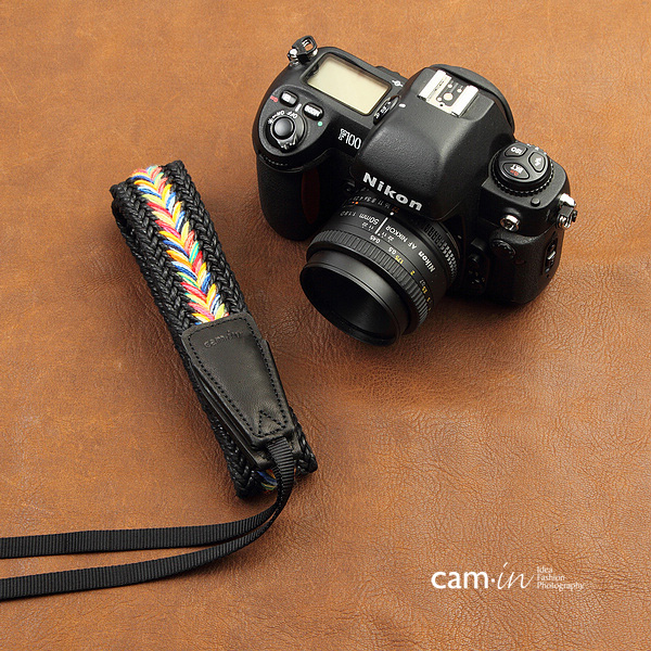 สายคล้องกล้องสวยๆ สีสดใส cam-in Glory Pony Black