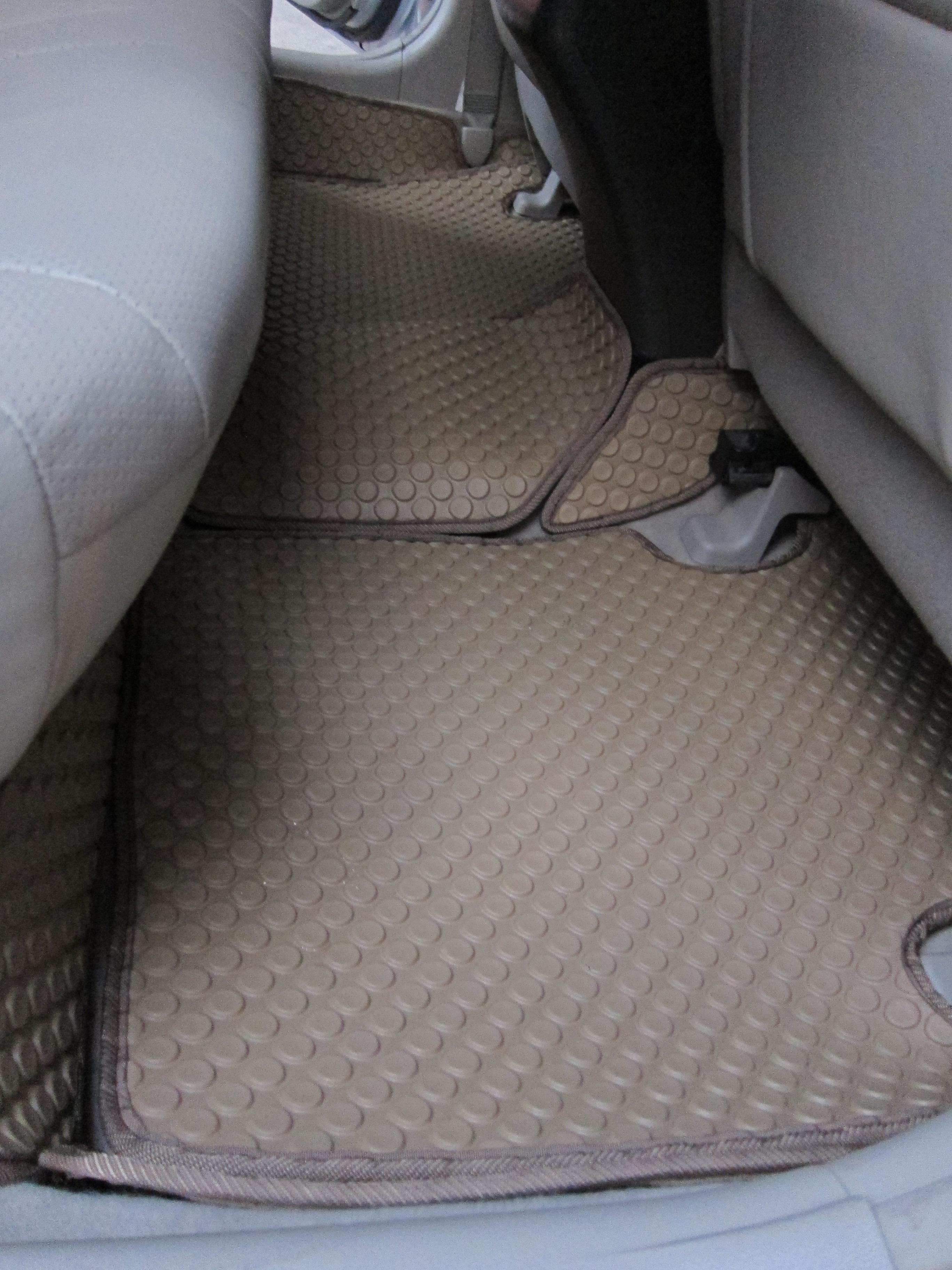 พรมปูพื้นรถยนต์ พรมกระดุม รถ TOYOTA CAMRY ปี 2007-2011 ชุดภายในห้องโดยสาร จำนวน 16 ชิ้น