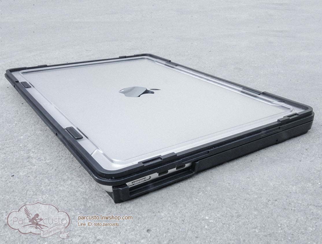 เคสกันกระแทก MacBook Air 13.6-inch M2 A2681 จาก Fat Bear [Pre-order]