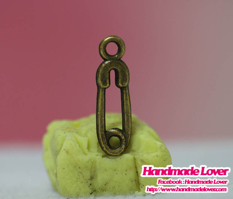 จี้,ตัวห้อยซิป เข็มกลัด