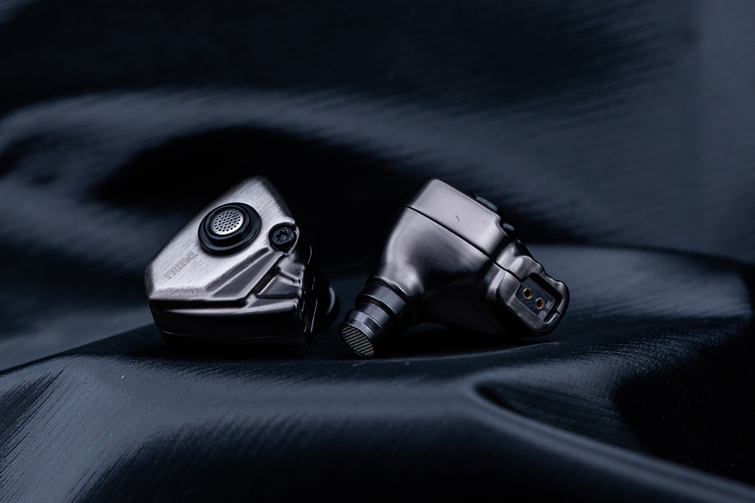 DUNU Titan S กำเนิดใหม่ของหูฟัง Titan ในธีม Cyberpunk