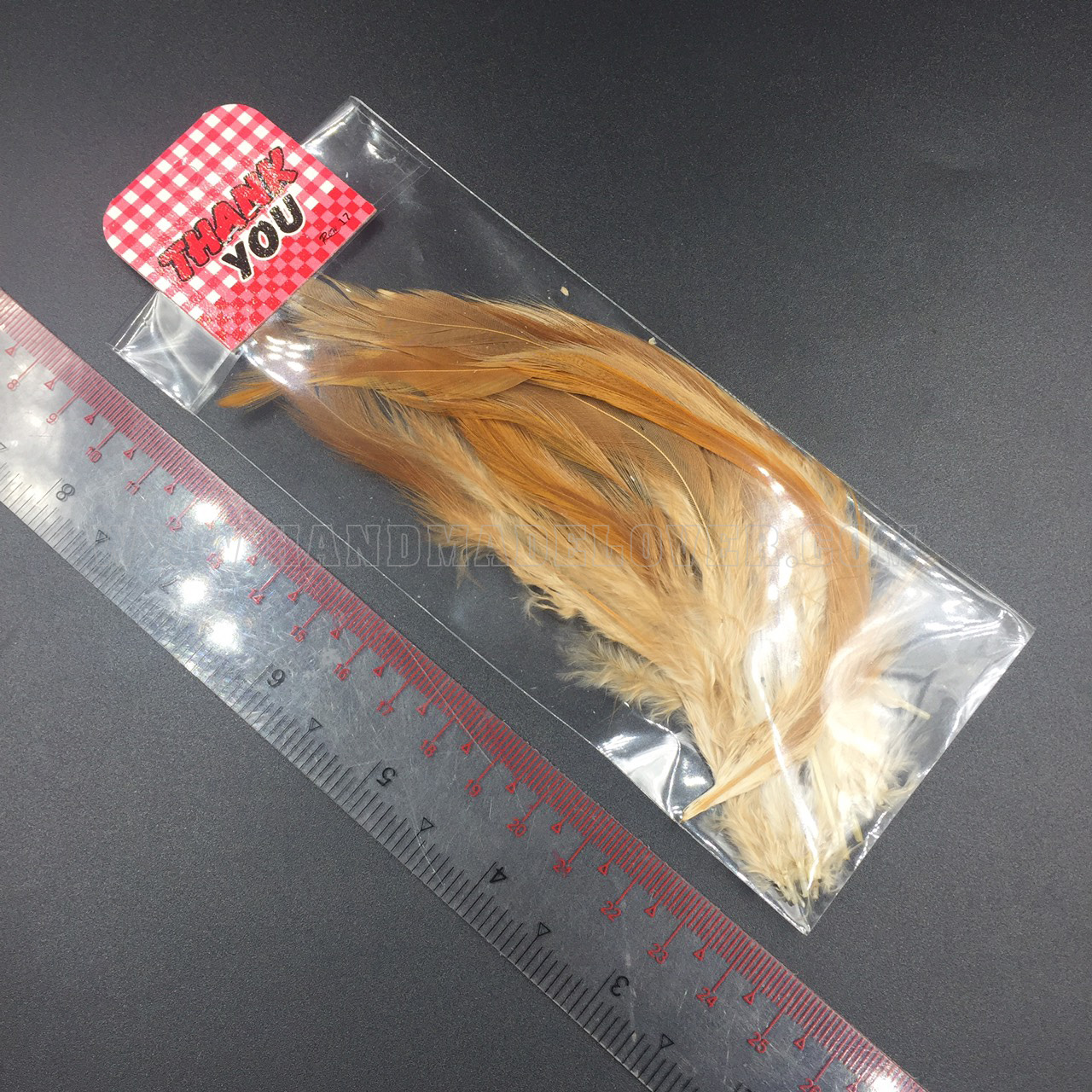 ขนนก คละไซต์ แพ็ค 20 ก้าน (ไม่รวมลูกปัด)