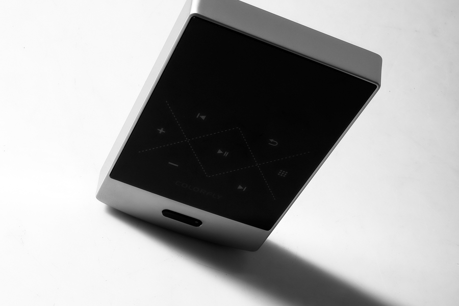 ขาย Colorfly C3 สุดยอดเครื่องเล่นเพลงพลังอึด ใช้ DACค่ายTexus Instument รุ่น PCM1770 รองรับ 24bits