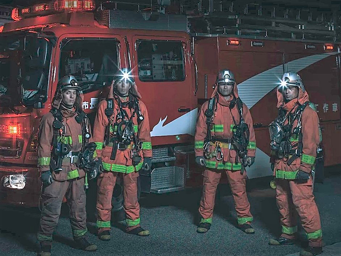 นาฬิกา Casio G-SHOCK x KOBE CITY FIRE BUREAU Only Japan Limited GW-B5600 series รุ่น GW-B5600FB-4JR (ขายเฉพาะJapanเท่านั้น) ของแท้ รับประกัน1ปี