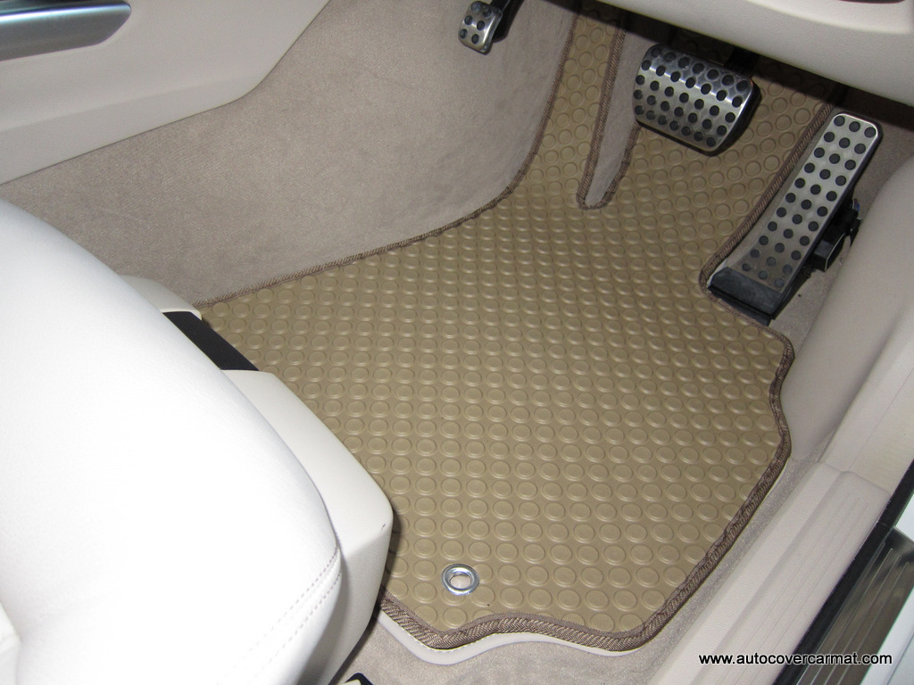 พรมปูพื้นรถยนต์ พรมกระดุม รถ BENZ E Class W212 ชุดพรมพื้นจำนวน 5 ชิ้น