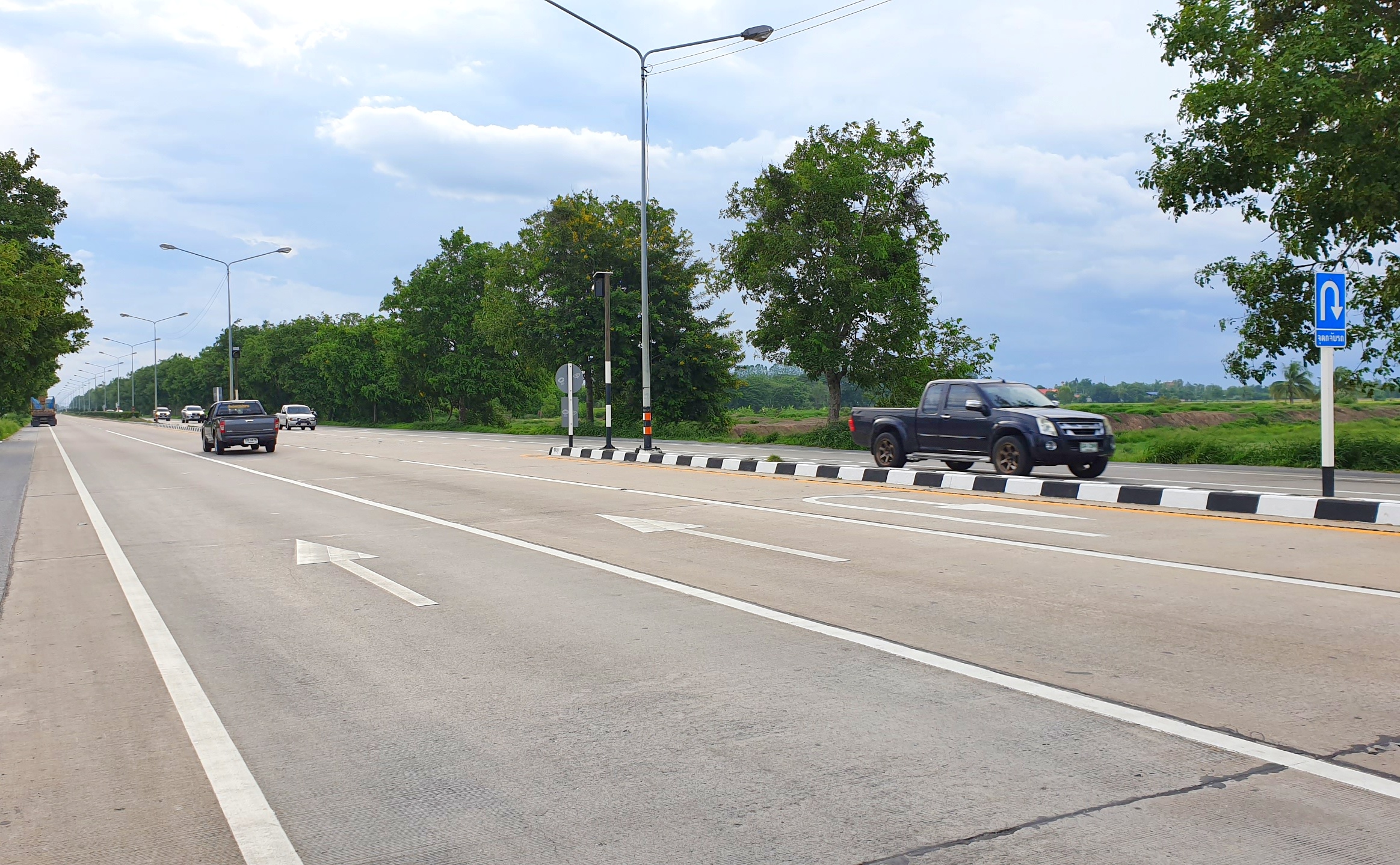 💰ขายแล้ว💰ขายที่ดินแปลงสวยเมืองสุพรรณบุรี ติดถนนใหญ่ 4 เลน เลี่ยงเมืองสุพรรณบุรีสาย 357 เนื้อที่ 6 ไร่ 1 งาน ที่สวย ทำเลทอง