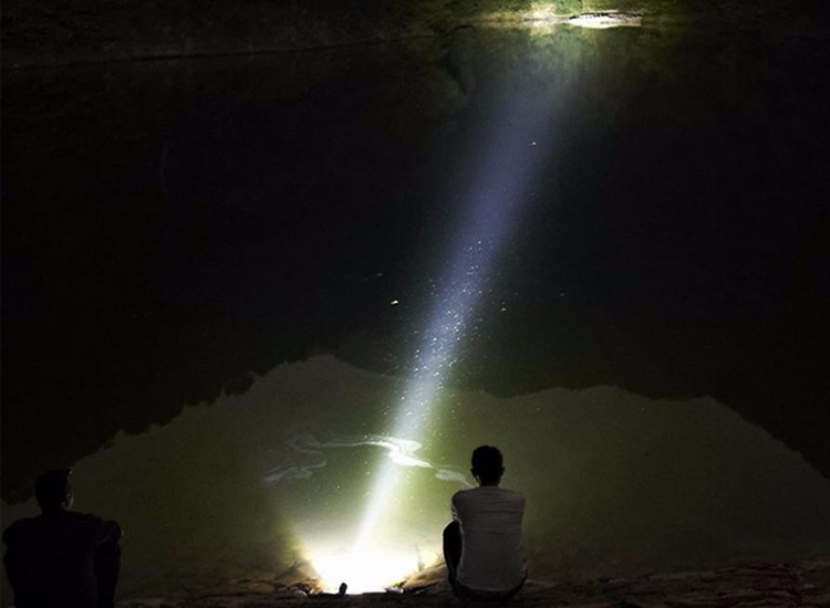 ไฟฉายดำน้ำ หลอด T6 (Aluminum alloy)