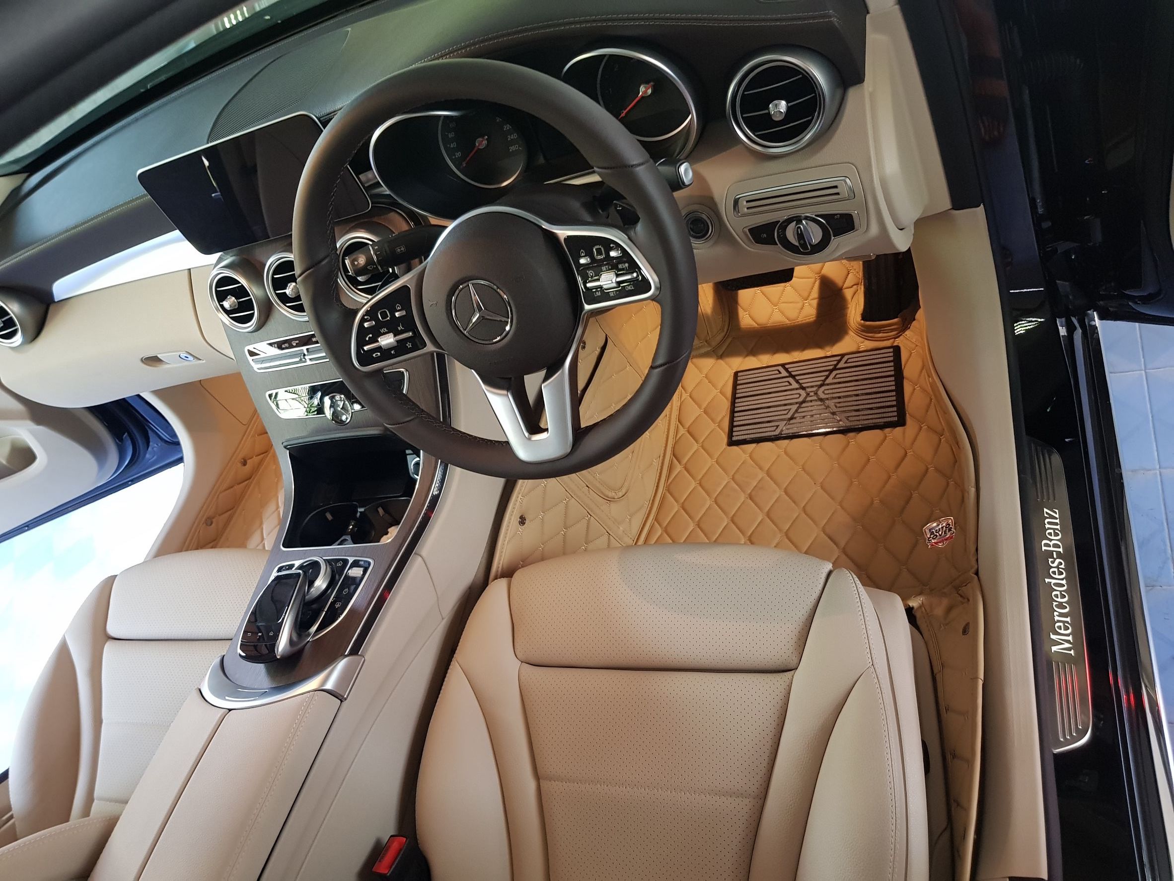 พรมรถยนต์ 6D รถ MERCEDES BENZ C CLASS รหัสตัวถัง W205 ปี 2015-2021 ชุดภายในห้องโดยสาร จำนวน 3 ชิ้น