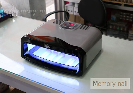 เครื่องอบเจล uv