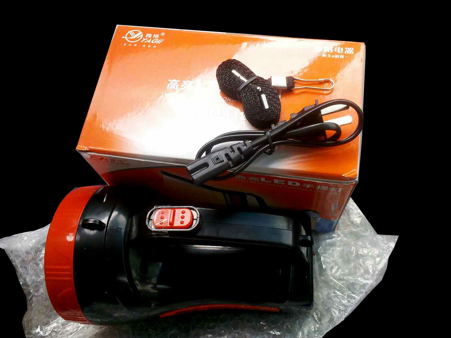 ไฟฉาย LED ชาร์จไฟบ้านได้รุ่นแนะนำพิเศษ Fluorescent 9-10 Hours YG3542