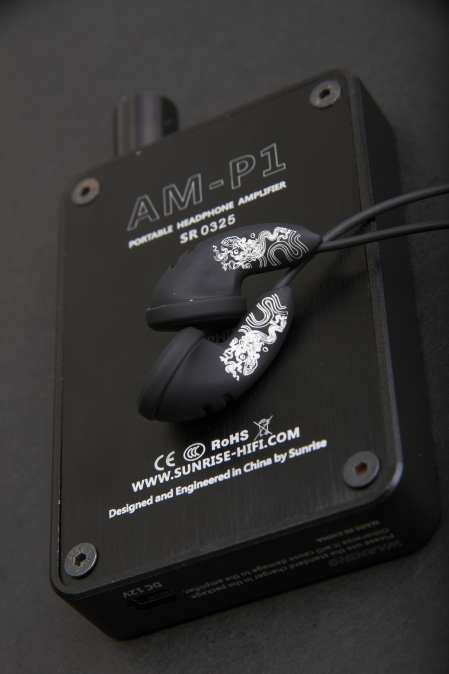 ขายหูฟัง Sunrise SW Dragon2 หูฟังระดับพรีเมี่ยม กลางหวานหยาดเยิ้ม Soundstageกว้างและลึก เบสดีเยี่ยม ไดรเวอร์แบบ Titanium