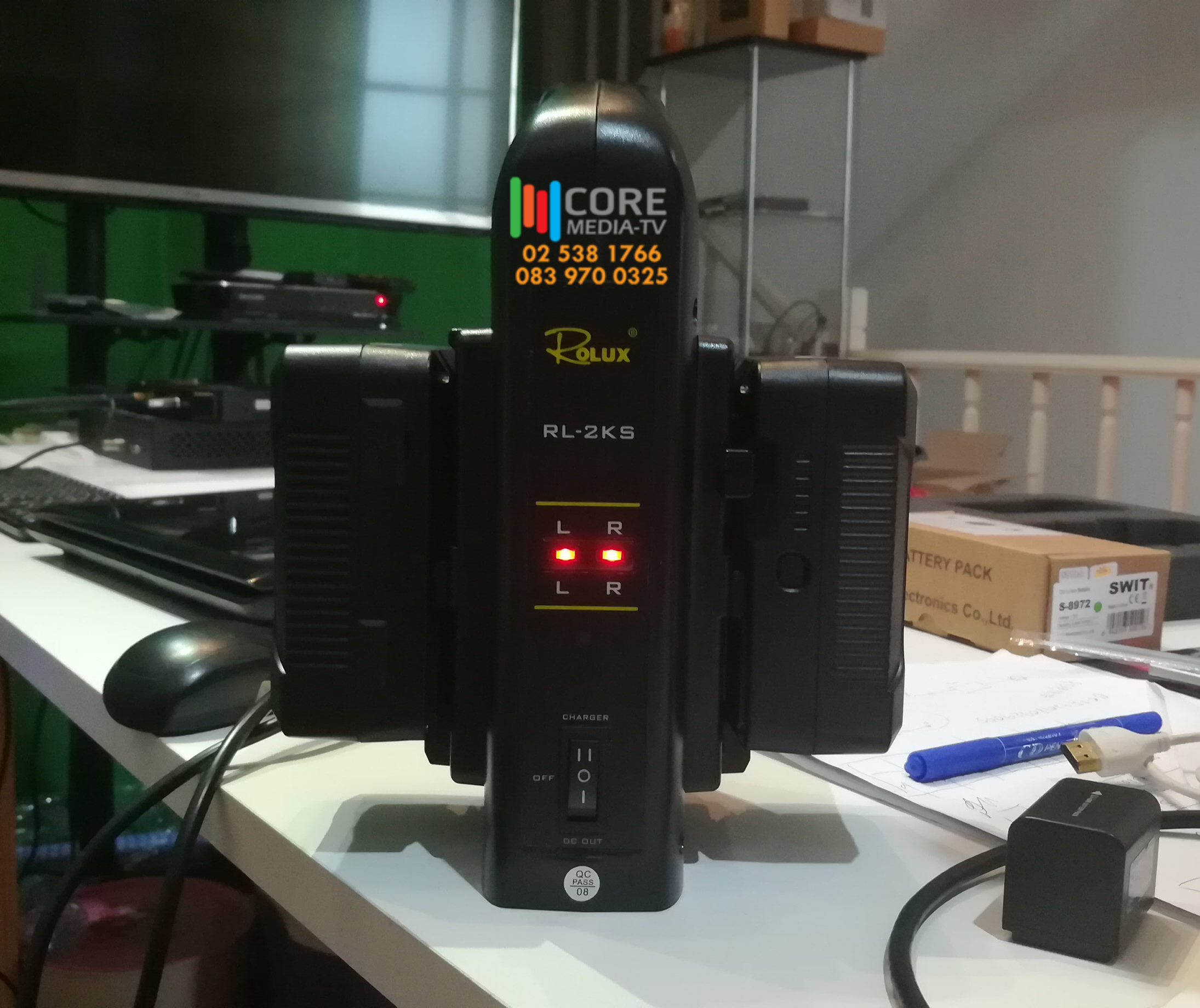 ROLUX RL-2KS V-LOCK/GOLD LOCK Dual Charger For Professional