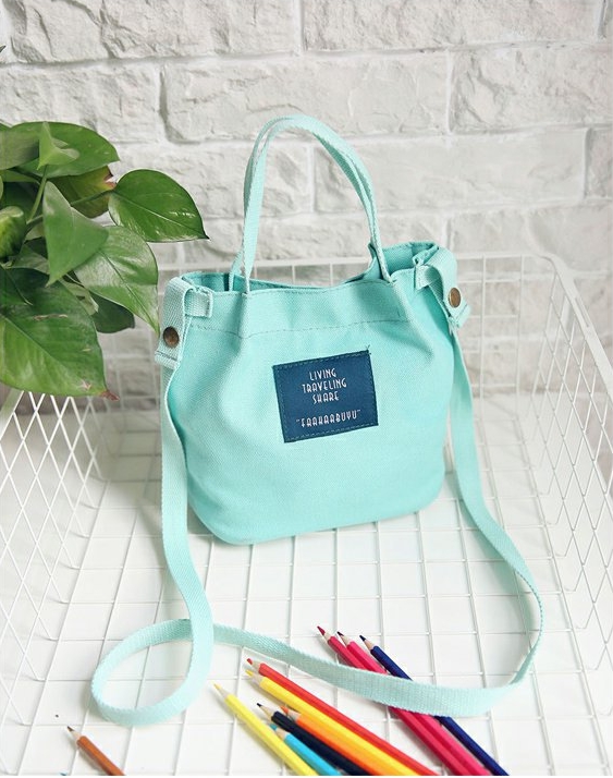 กระเป๋า Living Traveling Share กระเป๋าผ้าแคนวาส มี 7 สี