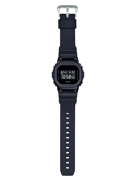 นาฬิกา Casio G-Shock Standard Digital GM-5600 series รุ่น GM-5600B-1 ของแท้ รับประกัน1ปี