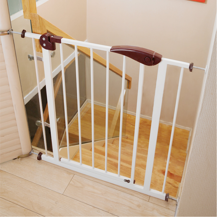 รั้วกั้นประตู-บันได รั้วกั้นเด็ก คอกกั้นสุนัขตรงประตู-บันได กว้าง 75 - 85 cm.