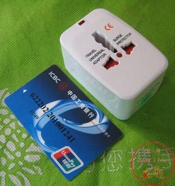 white universal plug สีขาว รุ่น Standard (รับ Pre-order หากต้องการสินค้าจำนวนมาก)