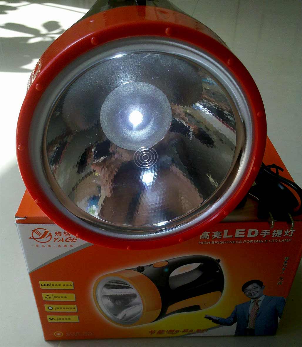 ไฟฉายใช้หลอด LED 1 ดวง YG3545