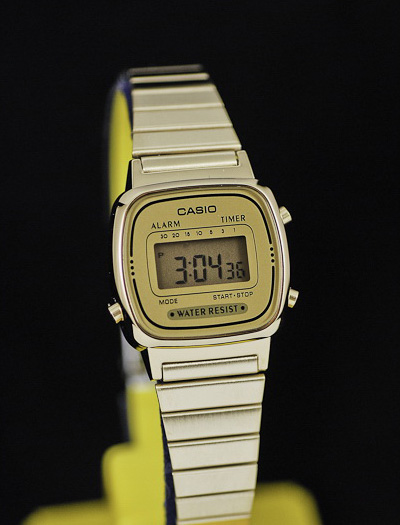 นาฬิกา คาสิโอ Casio STANDARD DIGITAL รุ่น LA670WGA-9