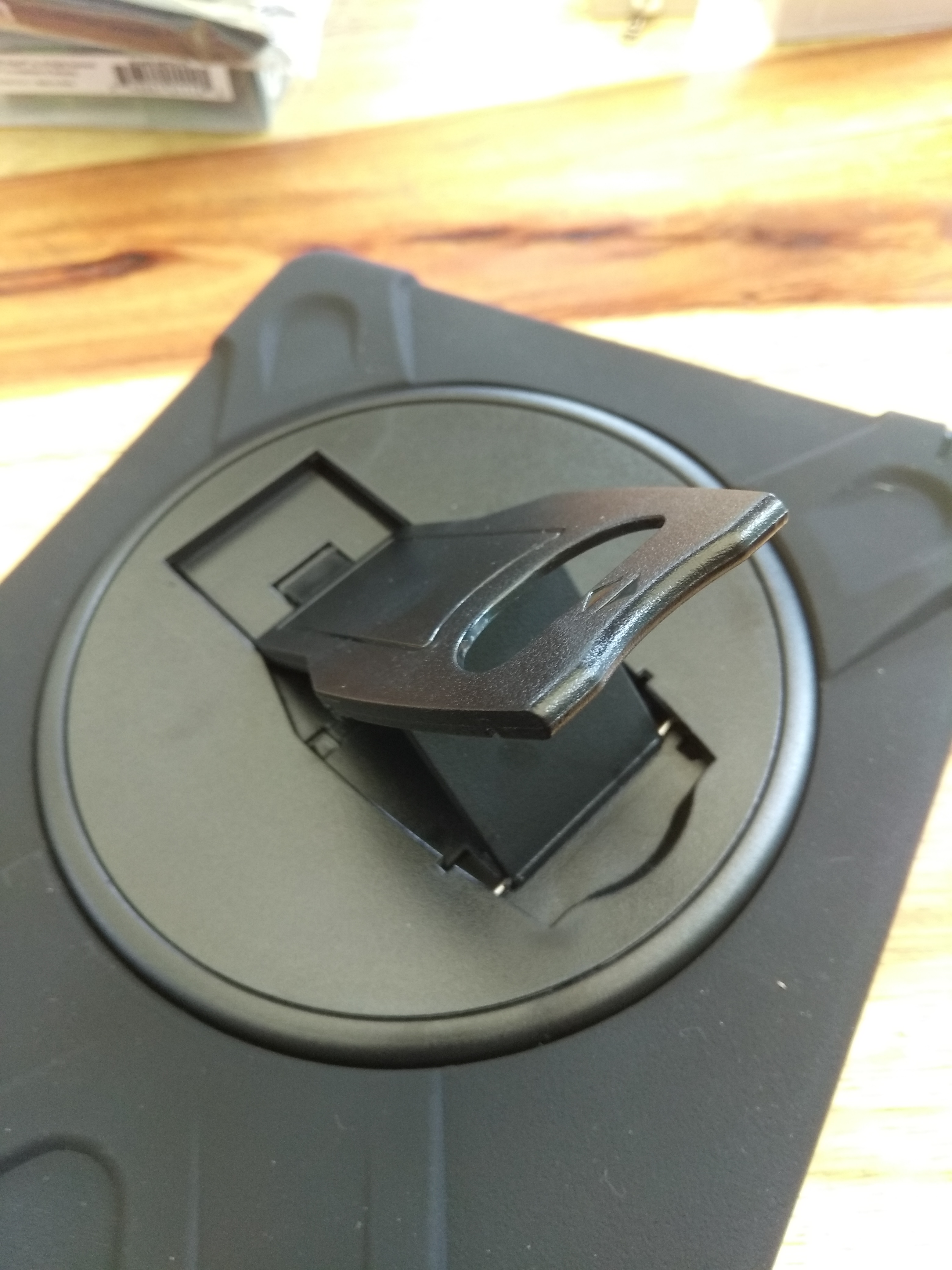 เคสกันกระแทก Samsung Galaxy Tab A 10.1 with S Pen (P580) จาก KIQ