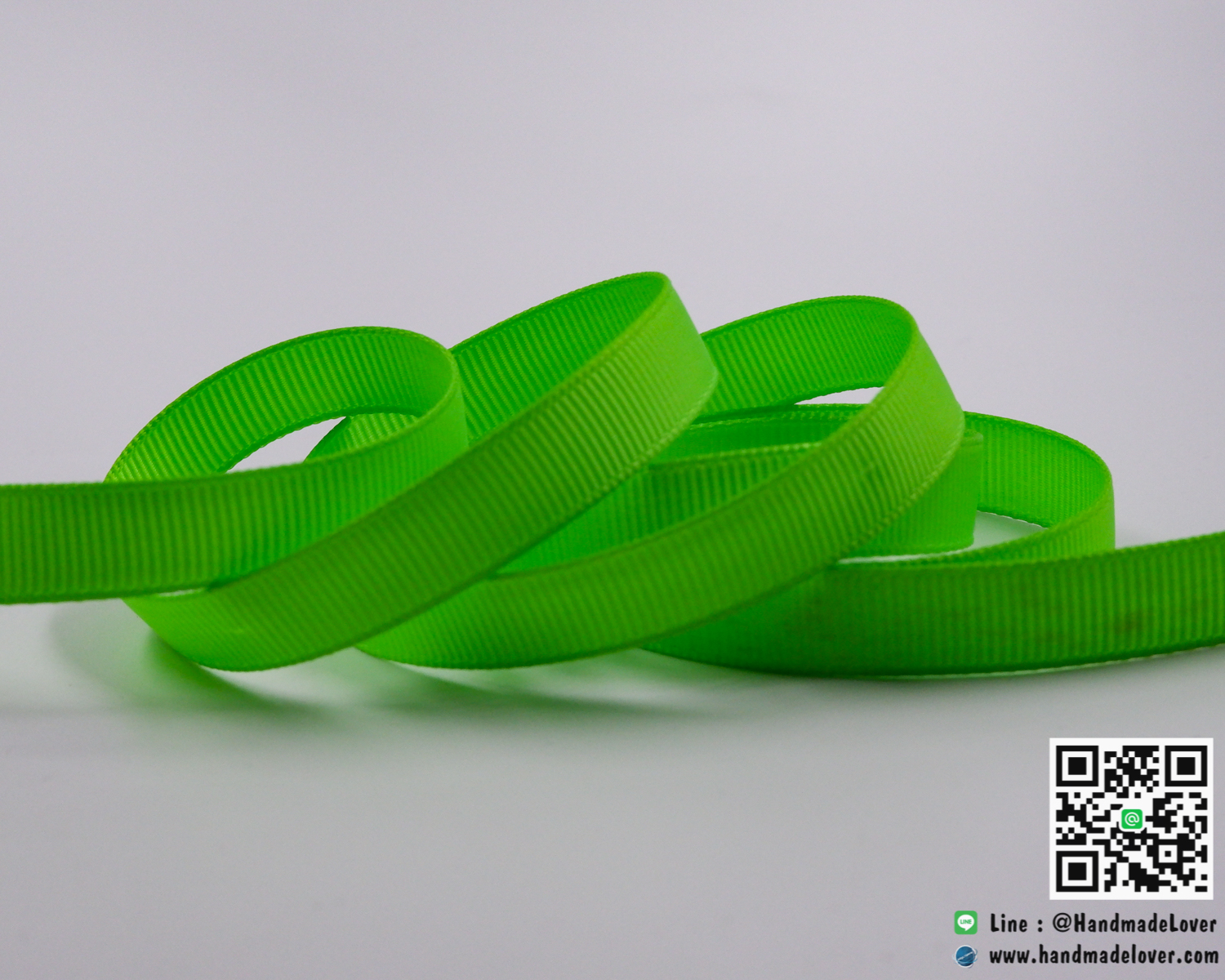 ริบบิ้นผ้าสีเขียวสะท้อนแสง (16)