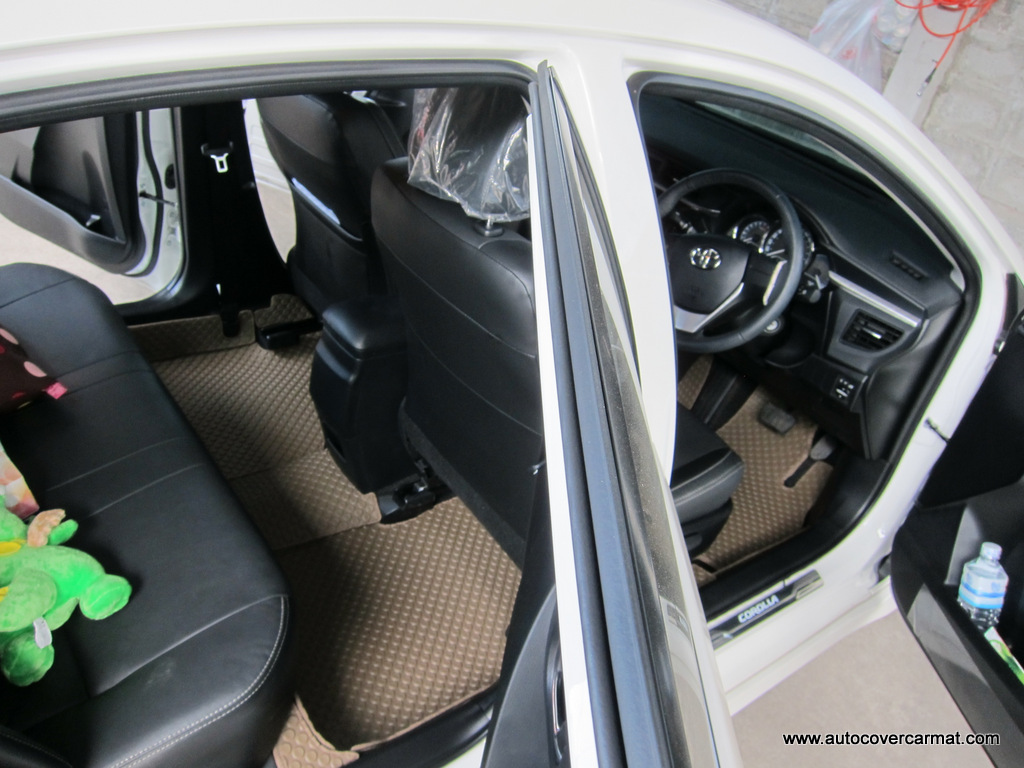 พรมปูพื้นรถยนต์ พรมกระดุม รถ TOYOTA ALTIS ปี 2014-2019 ชุดภายในห้องโดยสาร จำนวน 17 ชิ้น