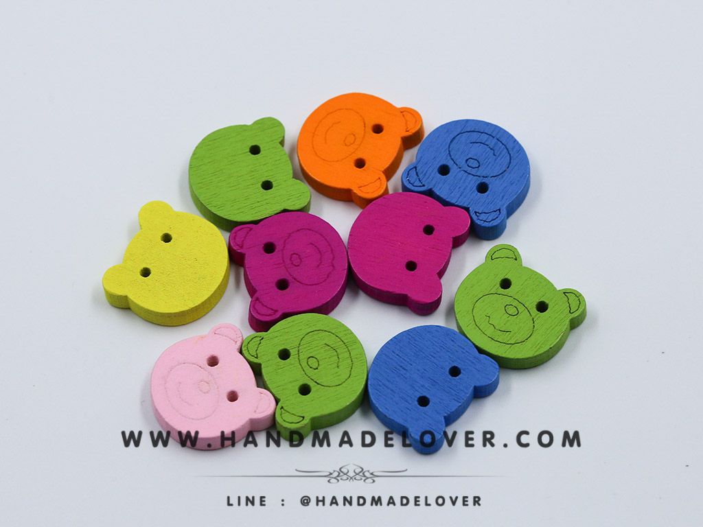 กระดุมไม้ รูปหน้าน้องหมี [แพ็ค 10 ชิ้น]