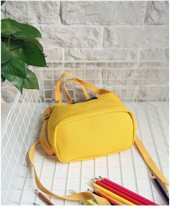 กระเป๋า Living Traveling Share กระเป๋าผ้าแคนวาส มี 7 สี