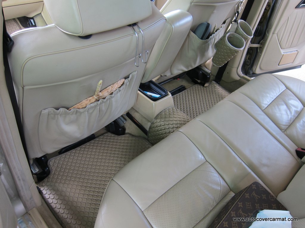 พรมปูพื้นรถยนต์ พรมกระดุม รถ BENZ E Class W124 ปี 1988 - 1996 ชุดพรมพื้นจำนวน 5 ชิ้น