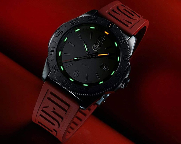 นาฬิกา Luminox PACIFIC DIVER CHRONOGRAPH 3120 SERIES รุ่น XS.3121.BO.RF สีแดง